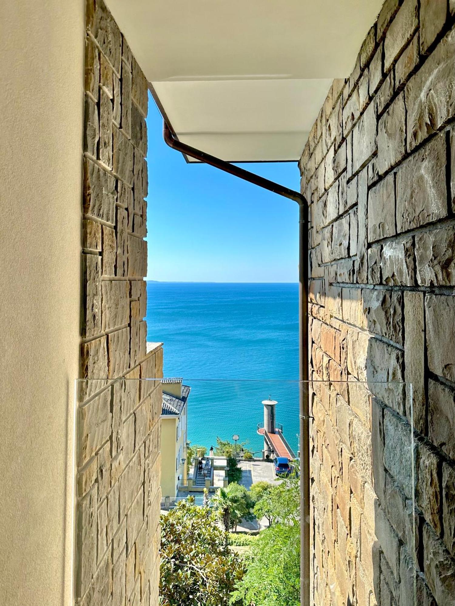 Maximilians Residence Trieste Exterior foto